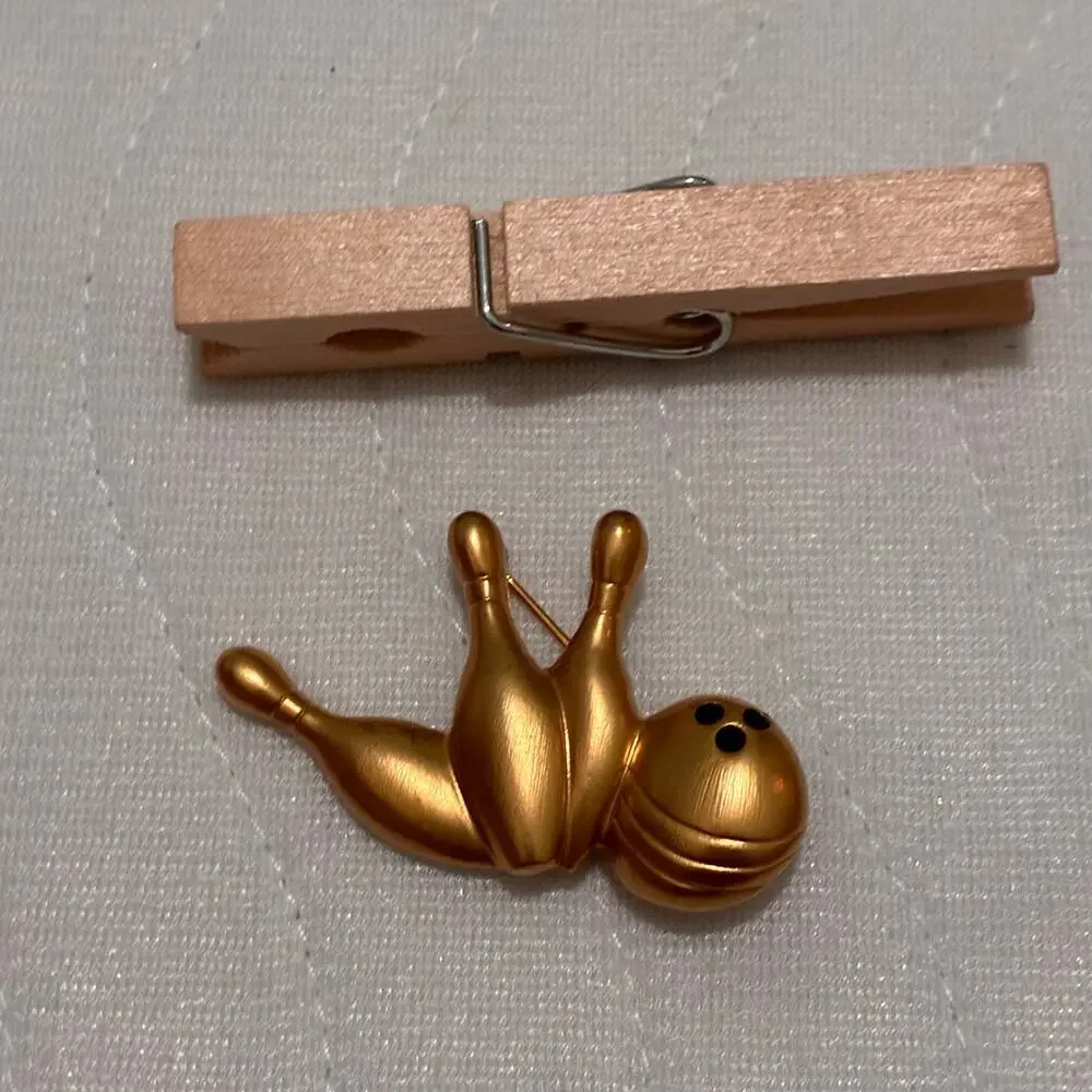 Vintage Avon Bowling Ball Pins Brooch Gold Tone Novelty Bowling Pin Signed